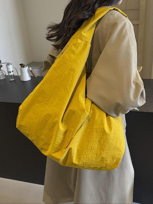 Helindra - Spacious and stylish tote bag
