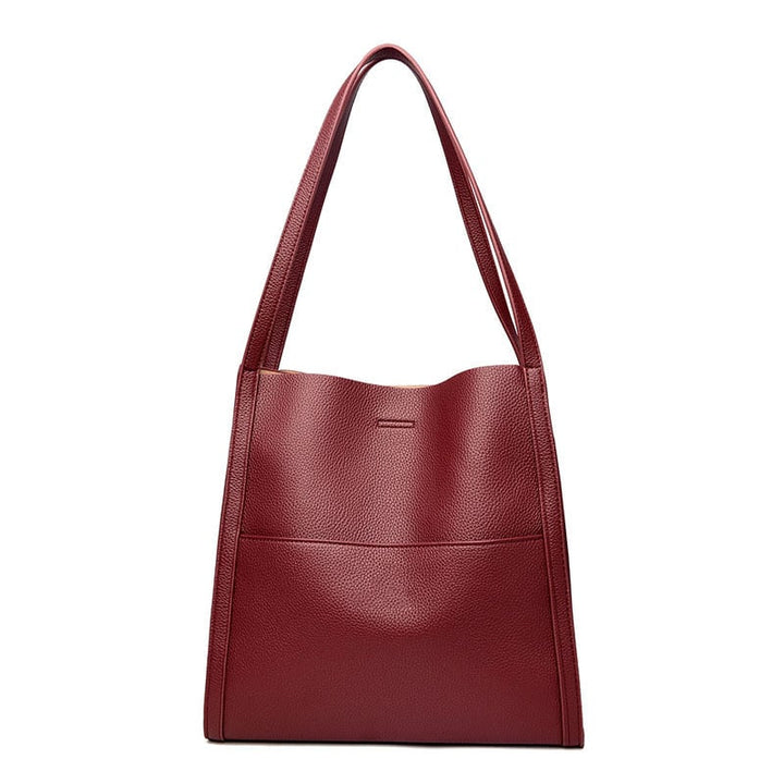 Corinne - Elegant and spacious leather shoulder bag