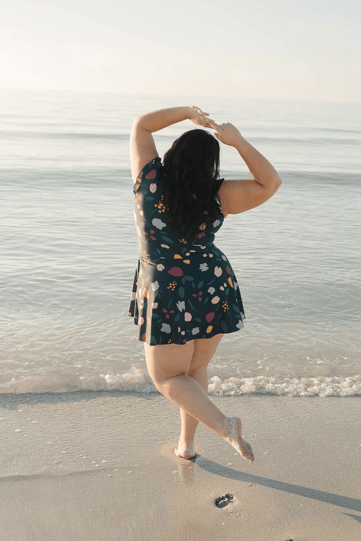 Melisande - Swimsuit with ruffles and built-in bra