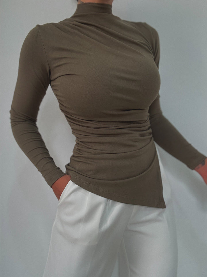 Camiseta asimétrica varios colores