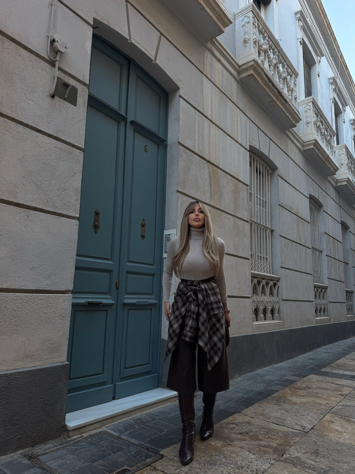 Jersey cuello alto crop