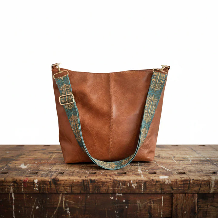 Lucía Leather Tote Bag