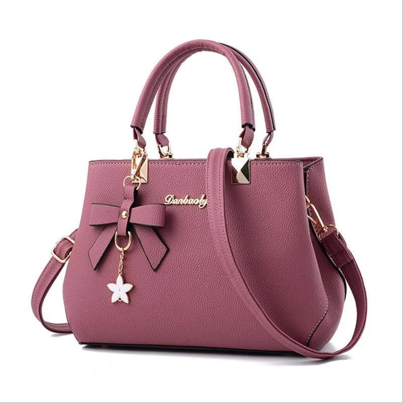 Honorine - Elegant and practical leather handbag