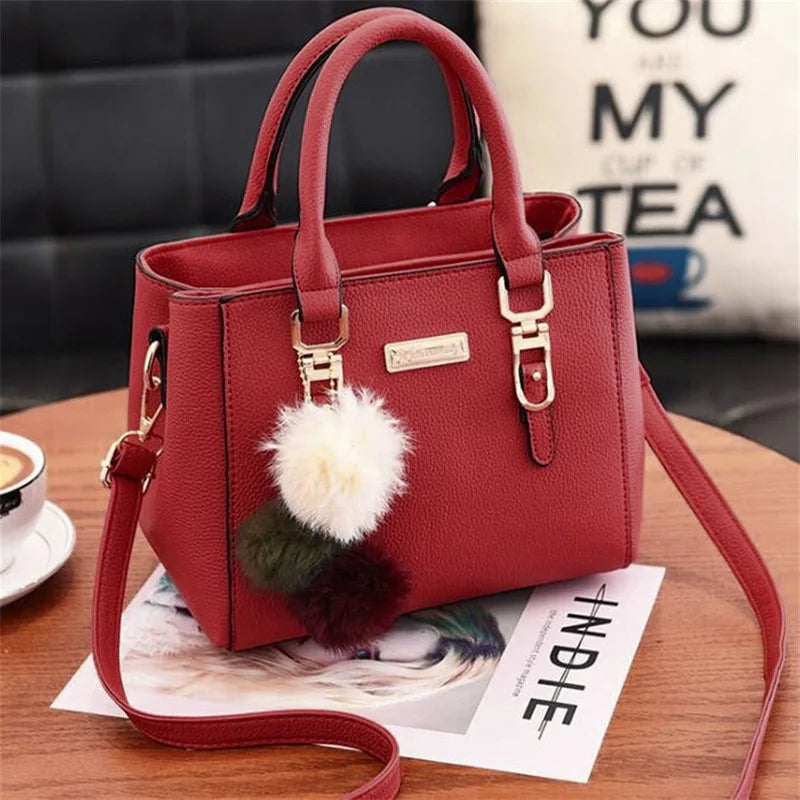 Honorine - Elegant and practical leather handbag