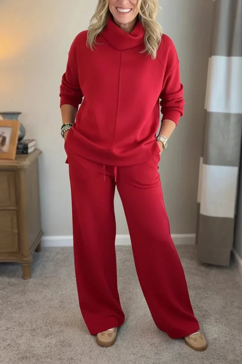 THALIA COZY TWO-PIECE TURTLENECK TRAVEL SET