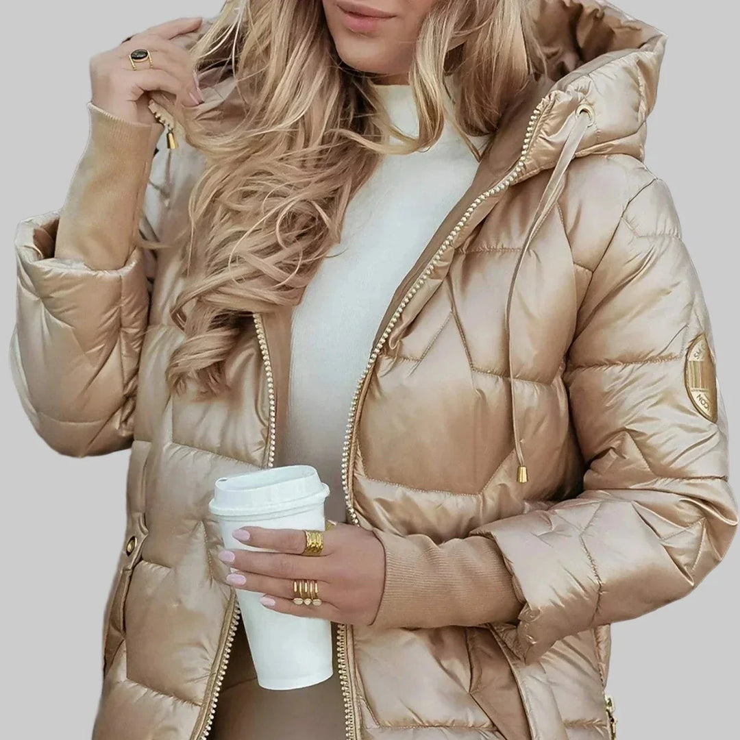Nora - Abrigo Elegante de Invierno con Capucha y Acolchado